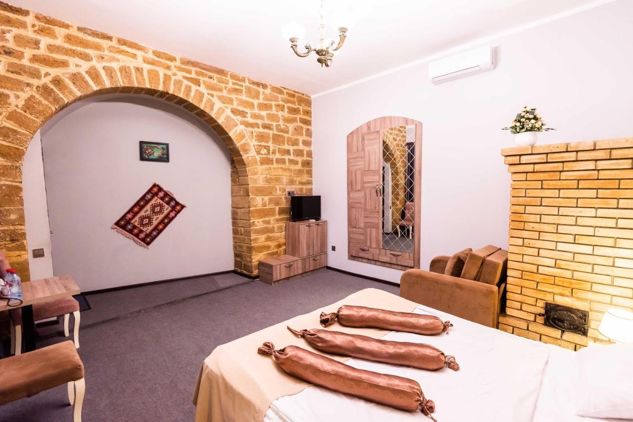 Castello Inn Баку Экстерьер фото